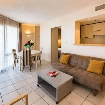 Excelsuites Канны