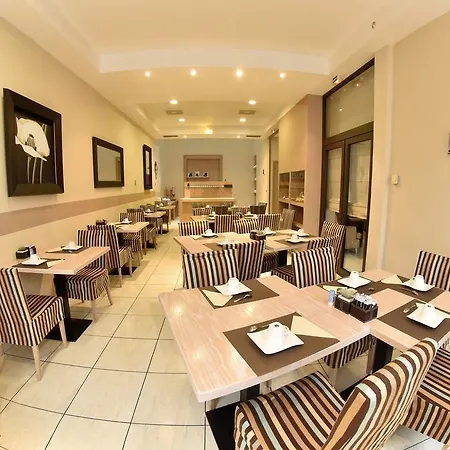 Excelsuites Отель Канны