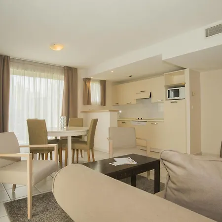 Excelsuites 4* Канны