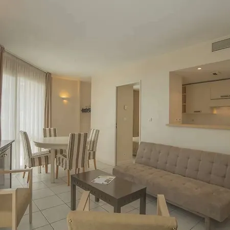 Excelsuites Résidence 4*