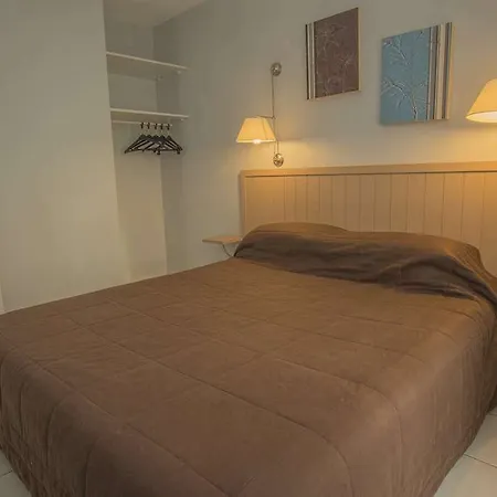 Excelsuites Résidence Hotel 4*