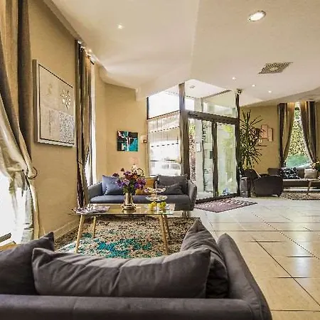 Hotel Excelsuites Résidence 4*