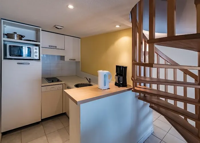 Excelsuites 4*