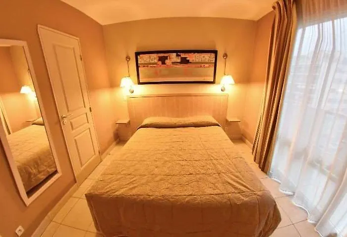 Excelsuites فندق 4*