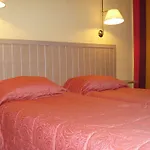 Hotell Excelsuites 4*