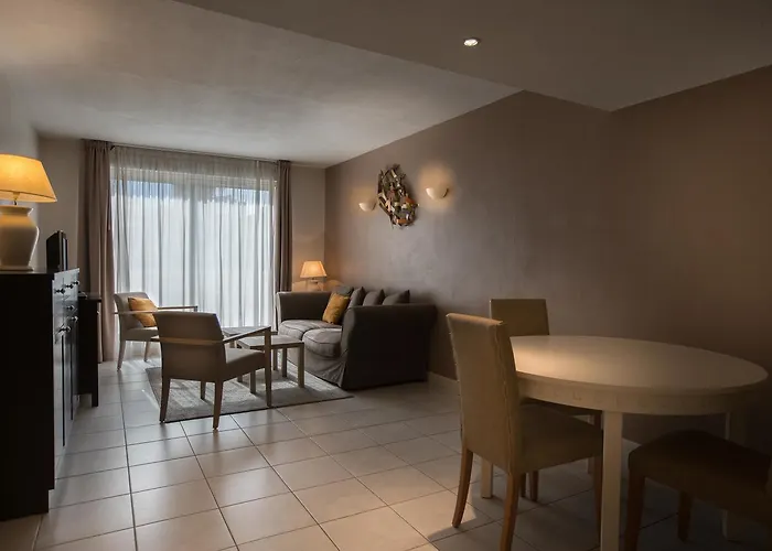 Excelsuites 4*